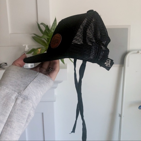 L&P Baby SnapBack trucker cap - Picture 2 of 6